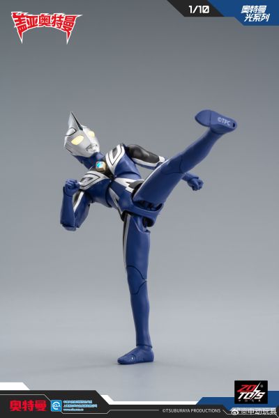 奥特曼光系列 阿古茹奥特曼