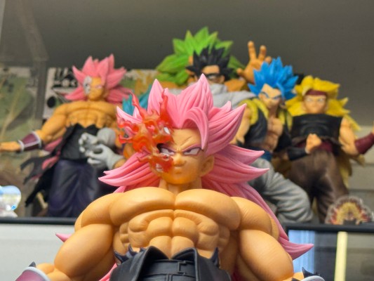 一番赏 超级龙珠英雄-第五任务 MASTERLISE 最终大奖 红色假面赛亚人（超级赛亚人桃红火力全开）最终大奖版