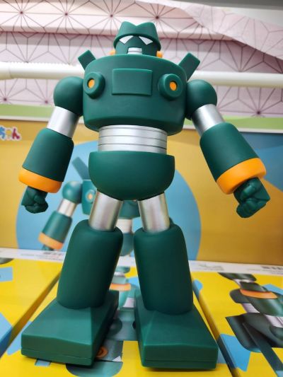 大号SOFVIMATES 蜡笔小新 钢弹勇士 钢达姆机器人