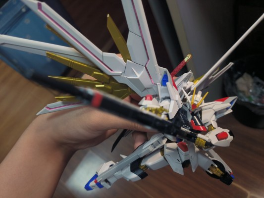 HG 1/144  非凡强袭自由高达