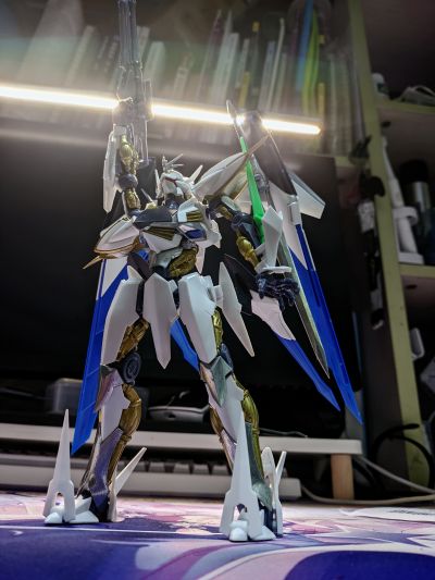 MODEROID 天使与龙的轮舞  VILLKISS