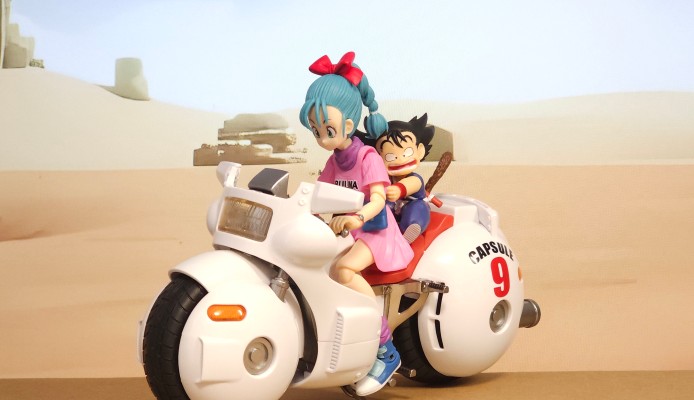 S.H.Figuarts   布玛的摩托-万能胶囊九号-