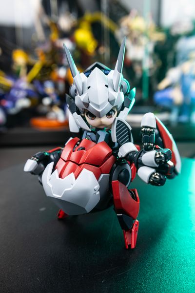 无限夺体 艾莉与食人魔