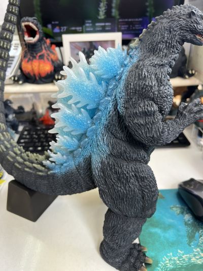 东宝30厘米系列 酒井裕司造型杰作 哥斯拉大战机械哥斯拉2 哥斯拉1993 铃鹿山中的英姿 哥斯拉商店限定版