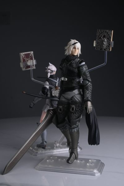 尼尔 伪装者 BRING ARTS 尼尔＆实验兵器7号 可动手办