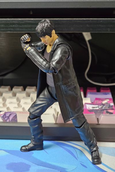 S.H.Figuarts 假面骑士BLACK SUN 假面骑士暗日（首次变身）