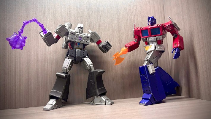 AMK Pro系列 变形金刚：G1 擎天柱