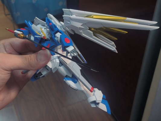 HG 1/144  非凡强袭自由高达