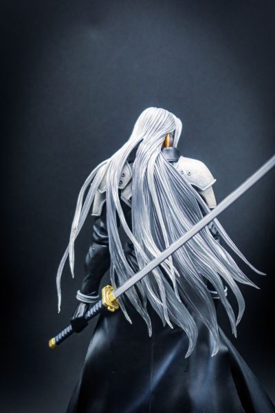 PlayArts改 最终幻想VII アドベントチルドレン 赛菲罗斯