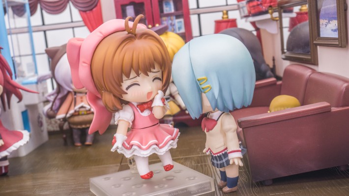 粘土人 #422 美树沙耶香 制服.＆佐倉杏子 私服