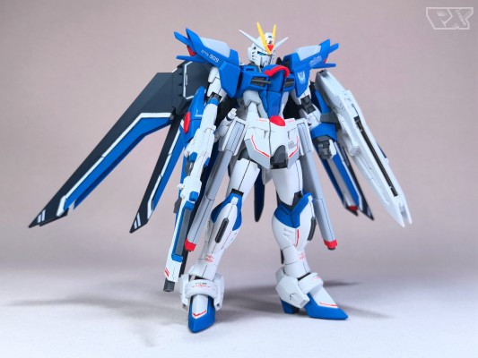 HG   1/144 飞升自由高达