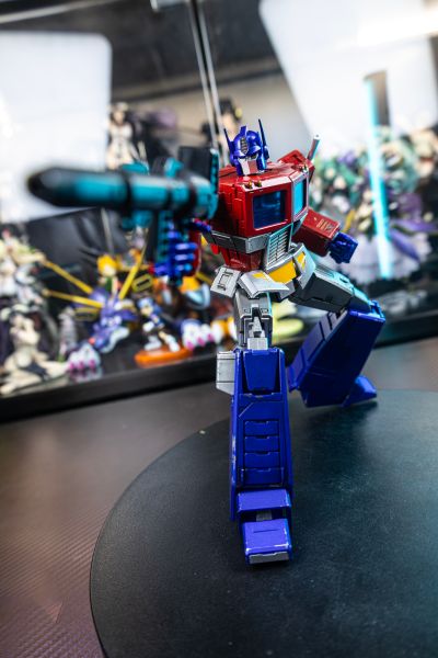 AMK Pro系列 变形金刚：G1 擎天柱