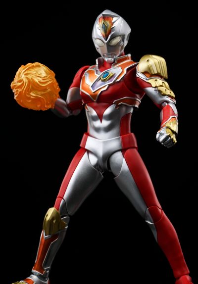 S.H.Figuarts  德凯奥特曼  强壮型