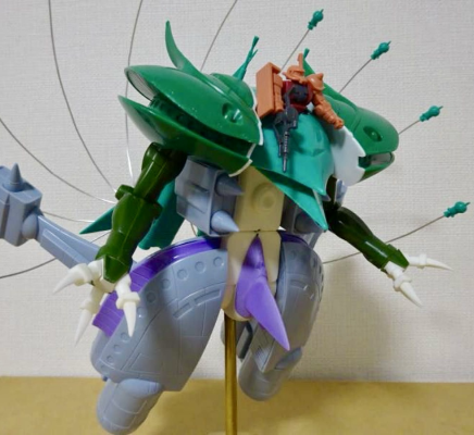 机动战士高达 MA-08 毕克扎姆