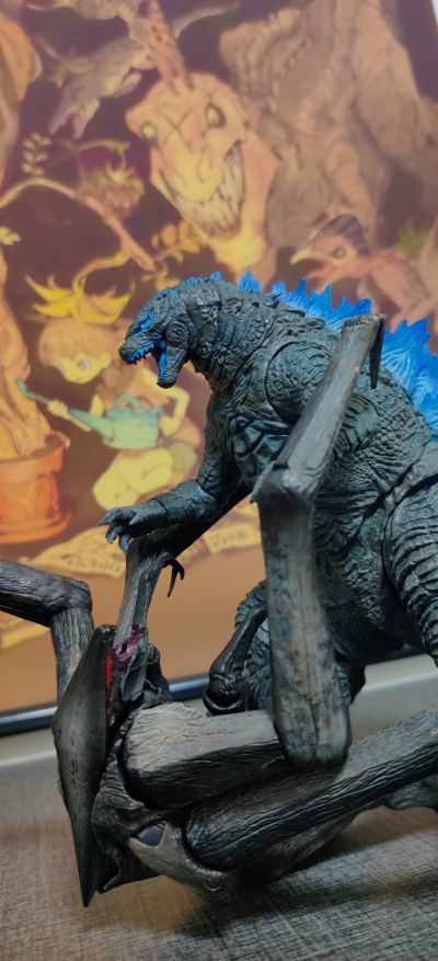 极致超值系列 哥斯拉2014 雌穆托