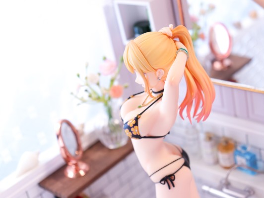 泳圈少女 更衣人偶坠入爱河 喜多川海梦