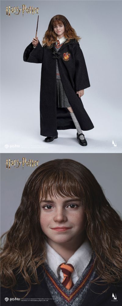 哈利波特与魔法石 赫敏·格兰杰（学院服）1/6收藏级可动人偶