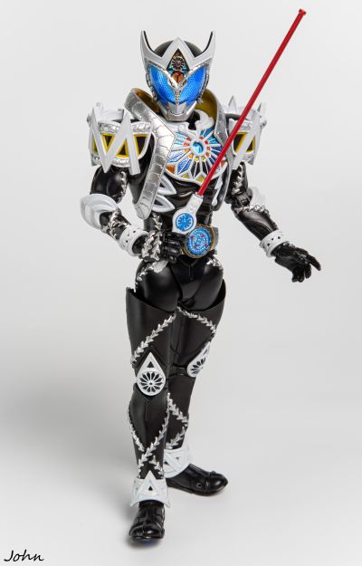 S.H.Figuarts(真骨雕制法)  假面骑士蛇牙