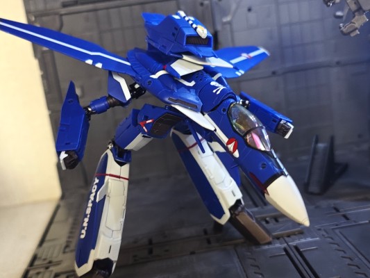 HI-METAL R  超时空要塞ZERO VF-0S 凤凰（地球蓝）