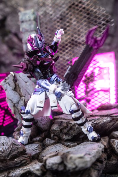 S.H.Figuarts 瓦尔巴拉德