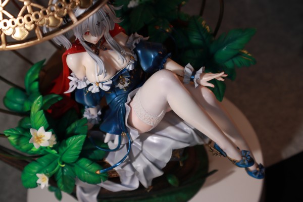 碧蓝航线 霞飞 笼中的白雪公主