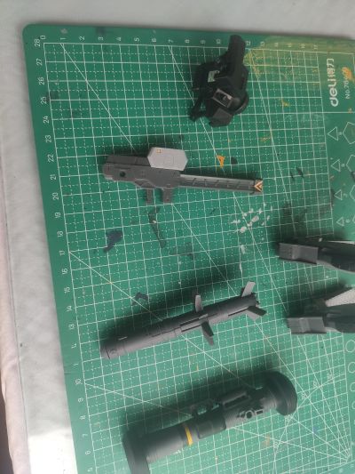 机甲少女 轰雷改（黑色）+ FGM148 标枪反坦克导弹