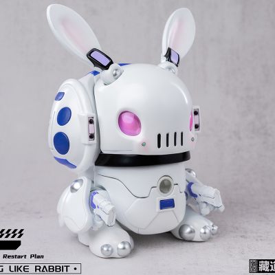 星际探险家 机械兔子