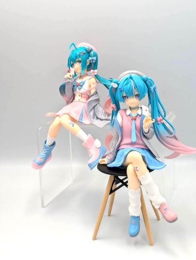 初音未来  压泡面人偶ー恋爱的西装外套ー