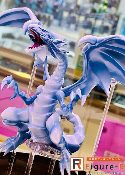 游戏王怪兽之决斗 青眼白龙玩偶