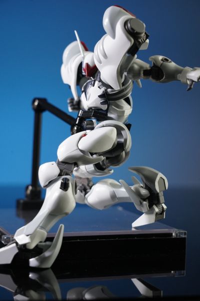 RIOBOT 风暴战士奥钢