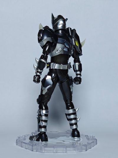 铠甲勇士形刻系列第十二作   黑犀侠