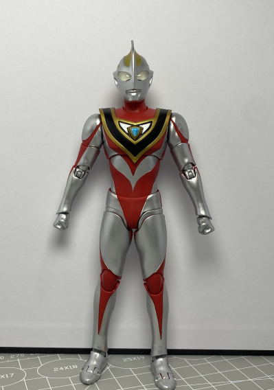 S.H.Figuarts（真骨雕制法） 盖亚奥特曼（V2型）