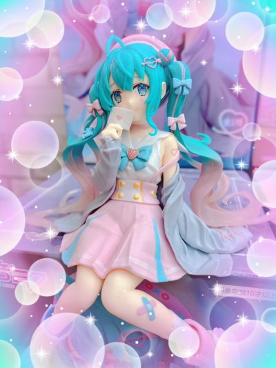 初音未来  压泡面人偶ー恋爱的西装外套ー