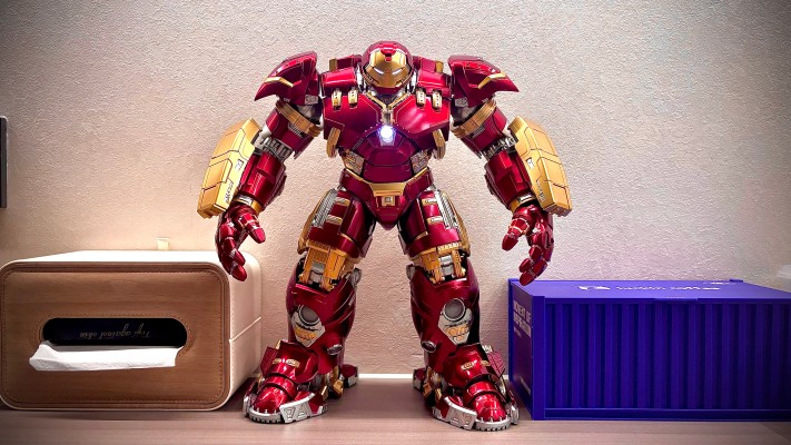 3Z0248 DLX 漫威宇宙 无限传奇 钢铁侠 44号装甲 反浩克装甲