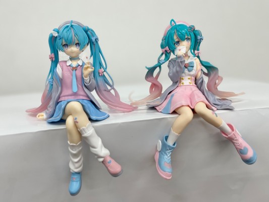 初音未来  压泡面人偶ー恋爱的西装外套ー