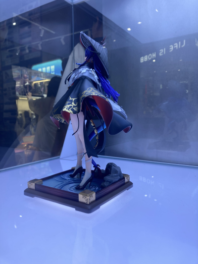 明日方舟 假日威龙陈 万重山