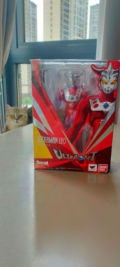 ULTRA-ACT 雷欧奥特曼