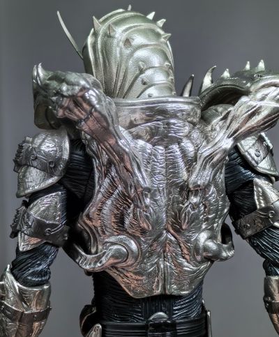 TMS101 - TMS101B 假面骑士暗日（BLACK SUN） 假面骑士影月 珍藏人偶