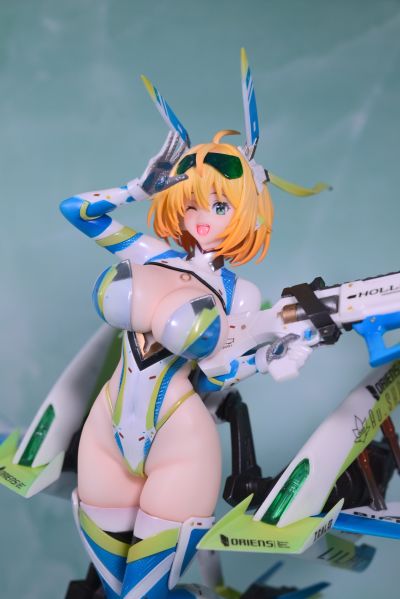 兔女郎服装计划 索菲亚· F· 希琳