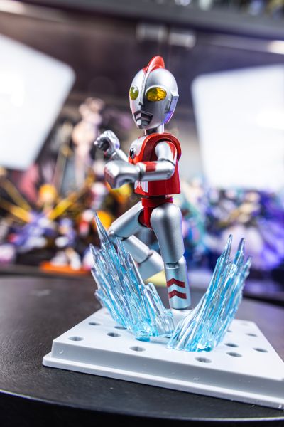 奥特名鉴闪耀版第八弹-凤凰勇者