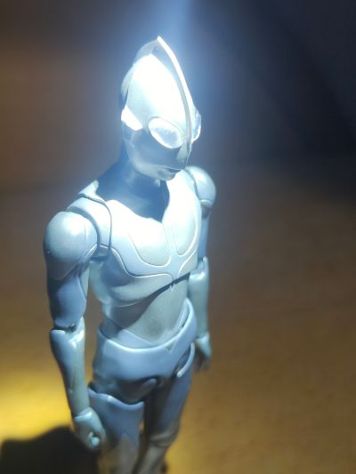 S.H.Figuarts 新·奥特曼 奥特曼（首次降临）