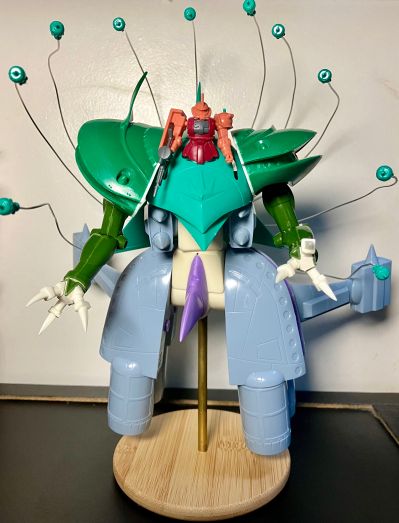 机动战士高达 MA-08 毕克扎姆