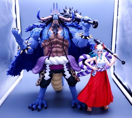 S.H.Figuarts 航海王  百兽盖德（人兽形态）