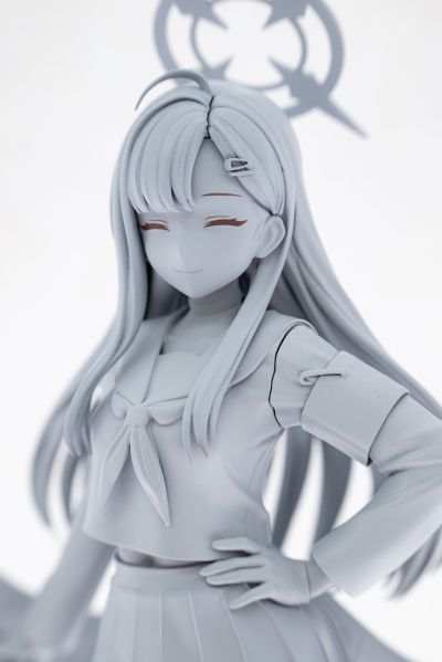 蔚蓝档案 仲正一花