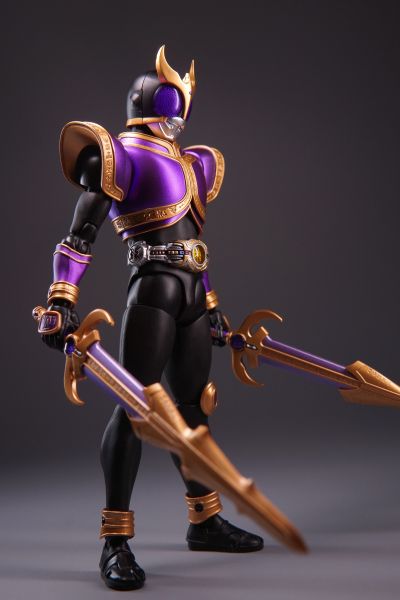 S.H.Figuarts(真骨雕制法)  假面骑士空我 假面骑士空我 升华泰坦形态