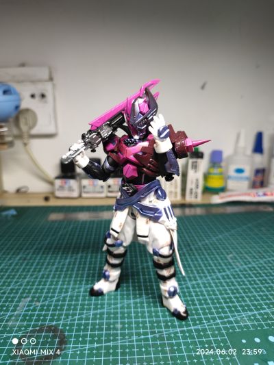 S.H.Figuarts 瓦尔巴拉德