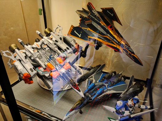 DX超合金 超时空要塞DELTA 绝对LIVE VF-31AX 卡伊洛斯进阶型（疾风机） 超级幽灵配件包