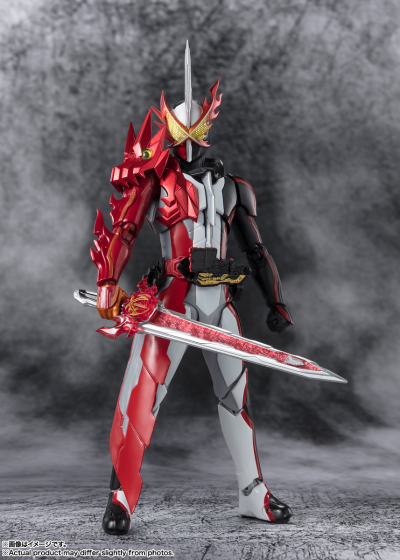 S.H.Figuarts 假面骑士圣刃 勇气之龙 -金属配色版-