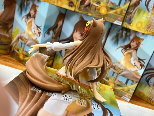 压泡面  新狼与香辛料（暂译）  赫萝 向日葵套装