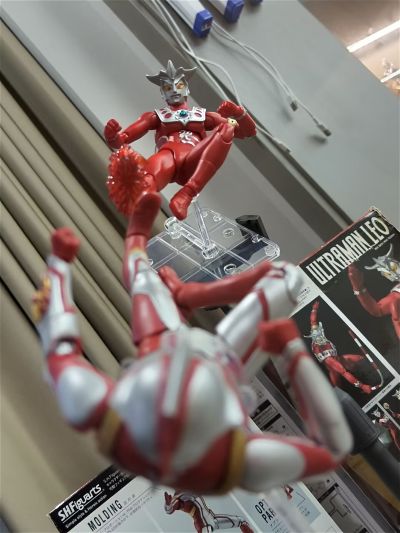 ULTRA-ACT 雷欧奥特曼